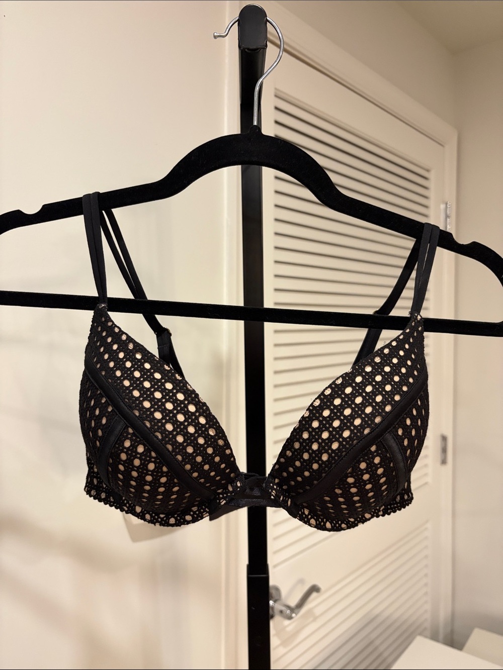 Victoria’s Secret Push-Up Bra - Black Mesh Lace Padded